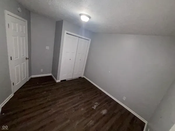 $1,325 | 525 North Belmont Avenue, Indianapolis, IN 46222