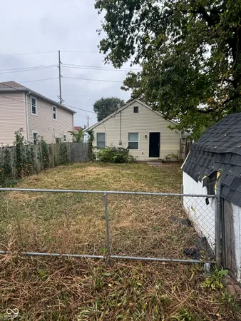 $1,325 | 525 North Belmont Avenue, Indianapolis, IN 46222