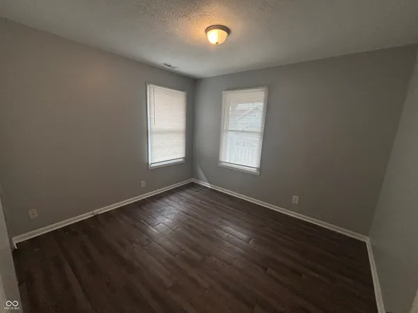 $1,325 | 525 North Belmont Avenue, Indianapolis, IN 46222