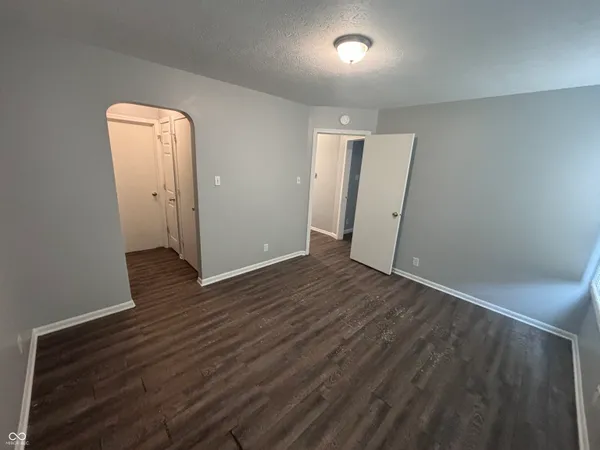 $1,325 | 525 North Belmont Avenue, Indianapolis, IN 46222