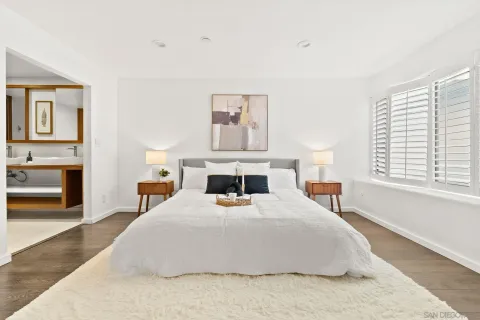 $825,000 | 2556 Navarra Drive, Unit C, Carlsbad, CA 92009