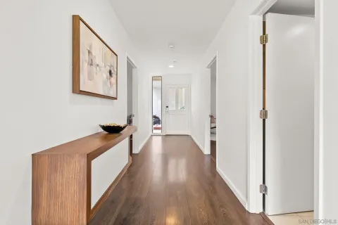 $825,000 | 2556 Navarra Drive, Unit C, Carlsbad, CA 92009