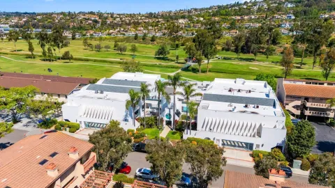 $825,000 | 2556 Navarra Drive, Unit C, Carlsbad, CA 92009