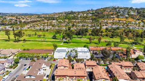 $825,000 | 2556 Navarra Drive, Unit C, Carlsbad, CA 92009