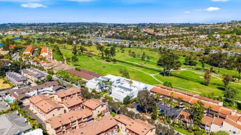 $825,000 | 2556 Navarra Drive, Unit C, Carlsbad, CA 92009