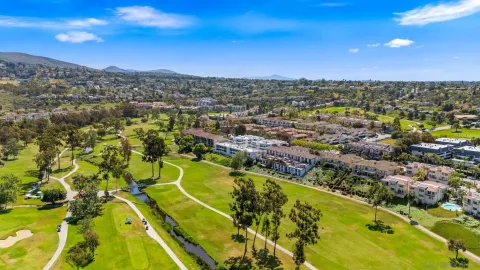 $825,000 | 2556 Navarra Drive, Unit C, Carlsbad, CA 92009
