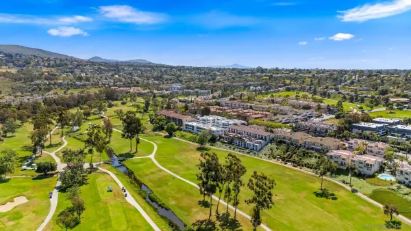$825,000 | 2556 Navarra Drive, Unit C, Carlsbad, CA 92009