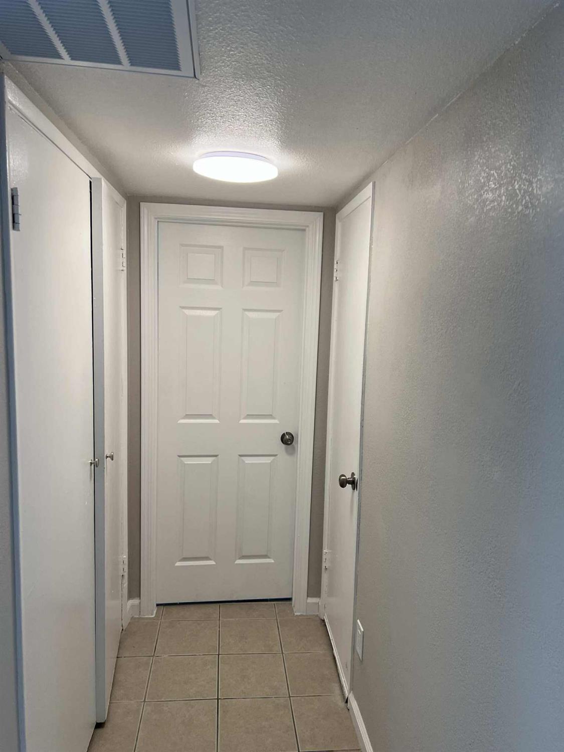 8603 Acapulco Way Stockton, CA 95210 - Photo 19 of 39 a view of room