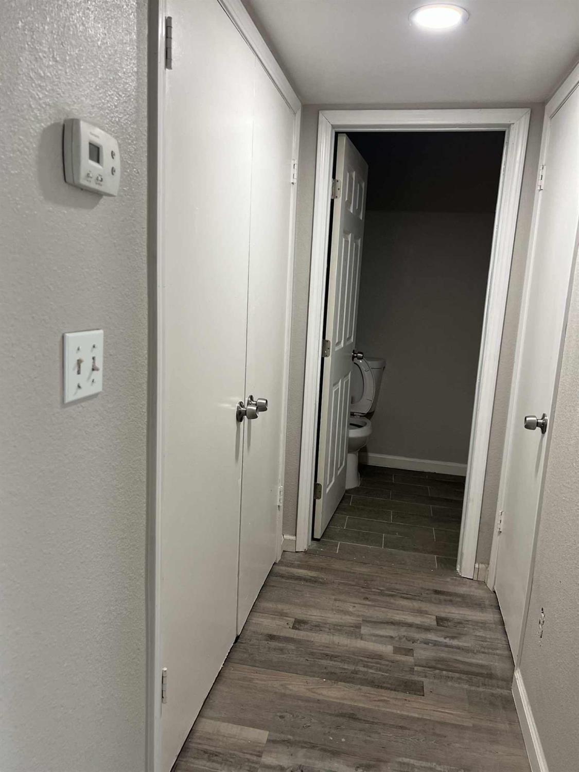 8603 Acapulco Way Stockton, CA 95210 - Photo 25 of 39 a view of a walk in closet