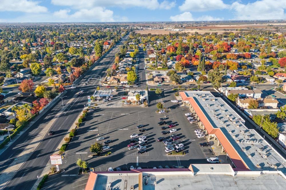 8603 Acapulco Way Stockton, CA 95210 - Photo 35 of 39 an aerial view of a city