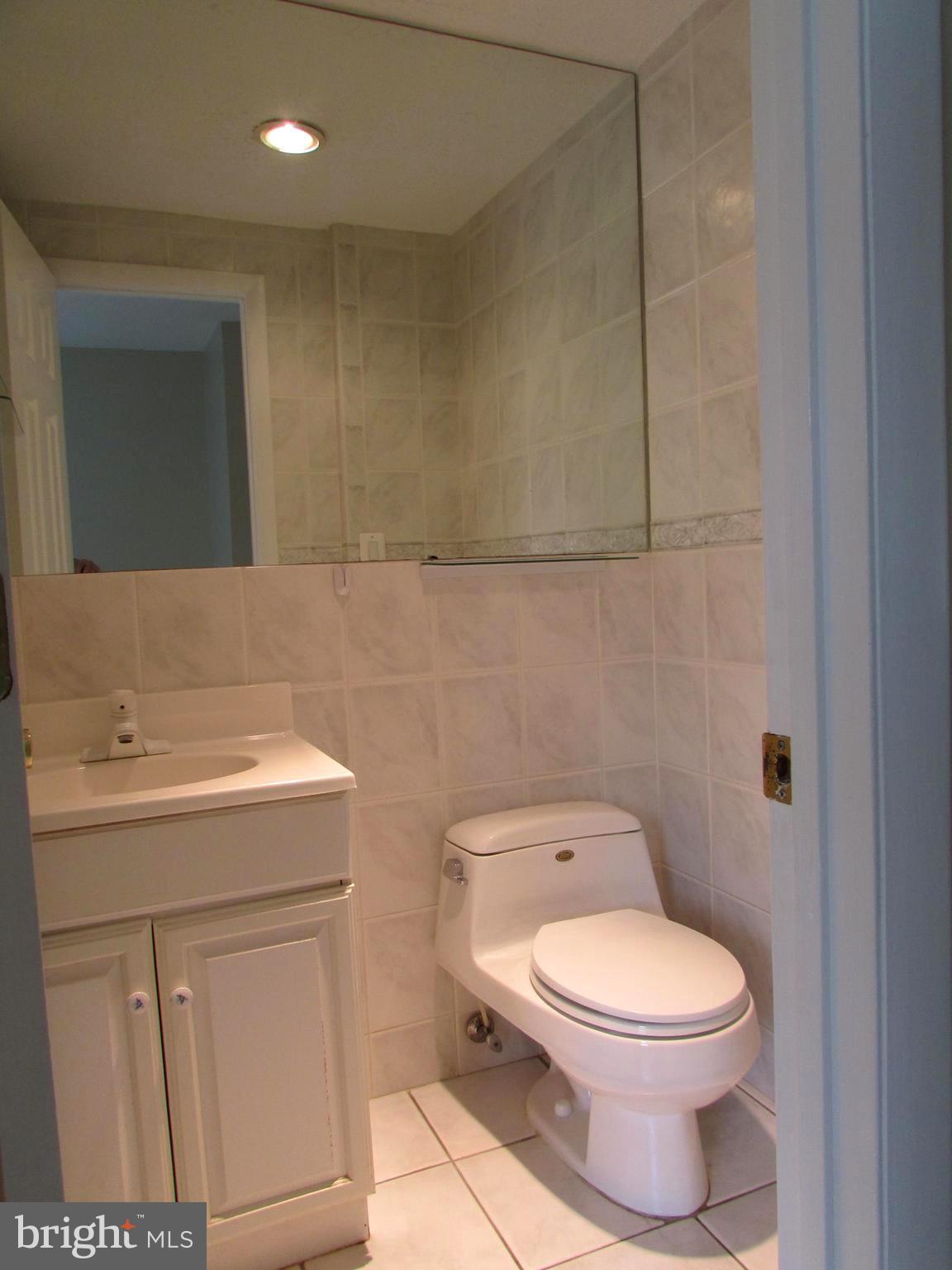 9356 Burke Road Burke, VA 22015 - Photo 10 of 37 Gallery Image 10