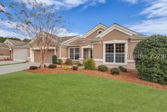 $385,000 | 17 Seaford Place, Okatie, SC 29909