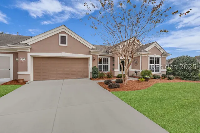 $385,000 | 17 Seaford Place, Okatie, SC 29909