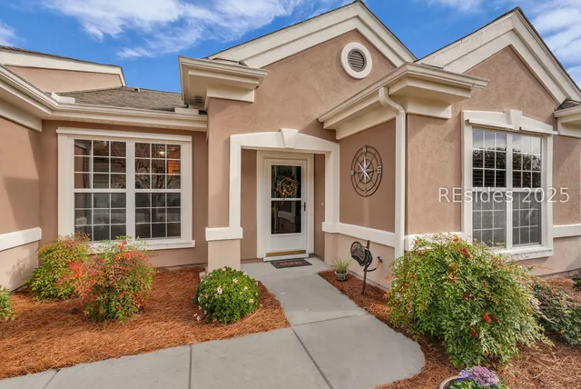 $385,000 | 17 Seaford Place, Okatie, SC 29909