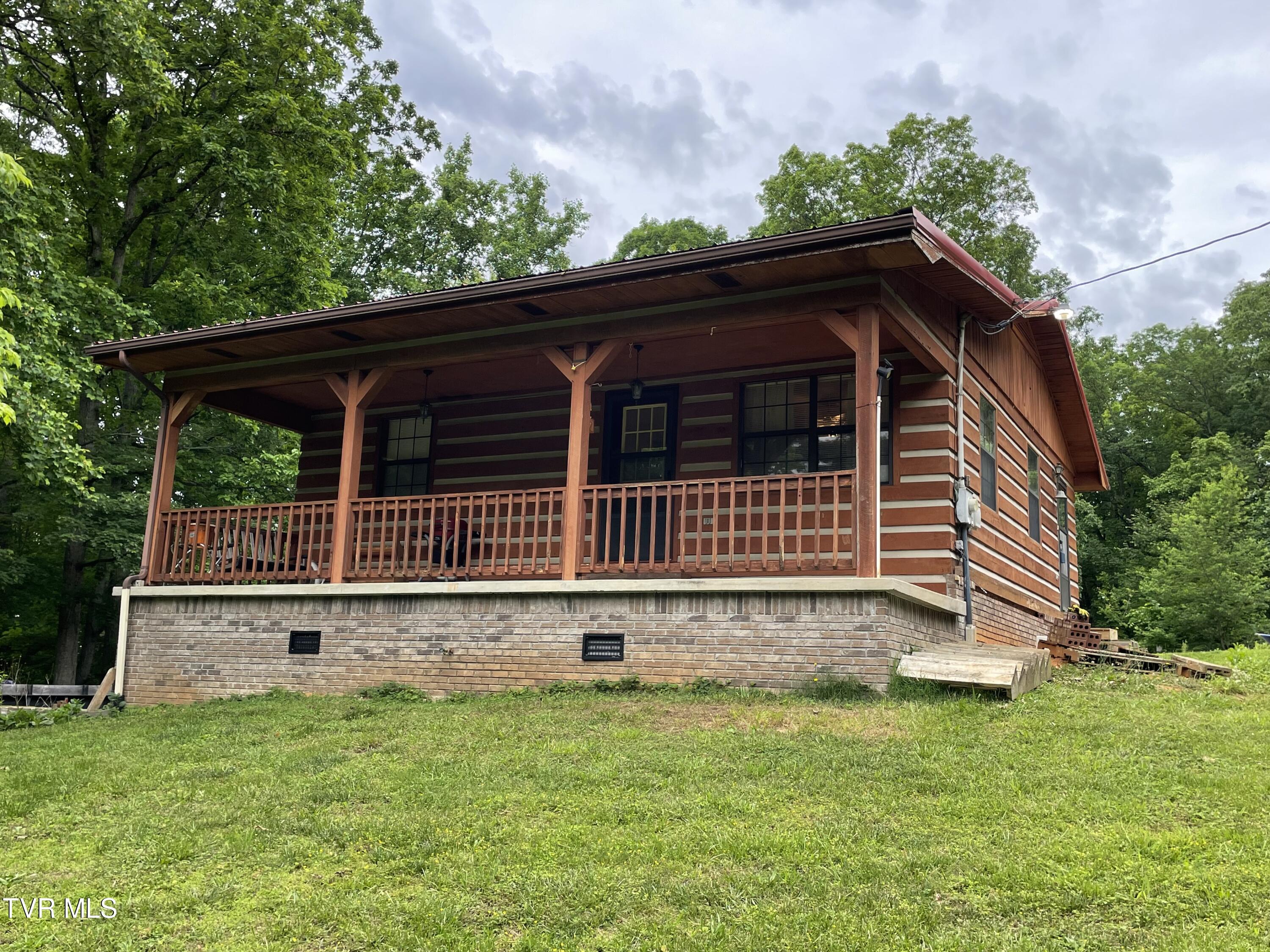 2815 Blue Ridge Drive Morristown, TN 37814 - Photo 1 of 32 IMG_5860