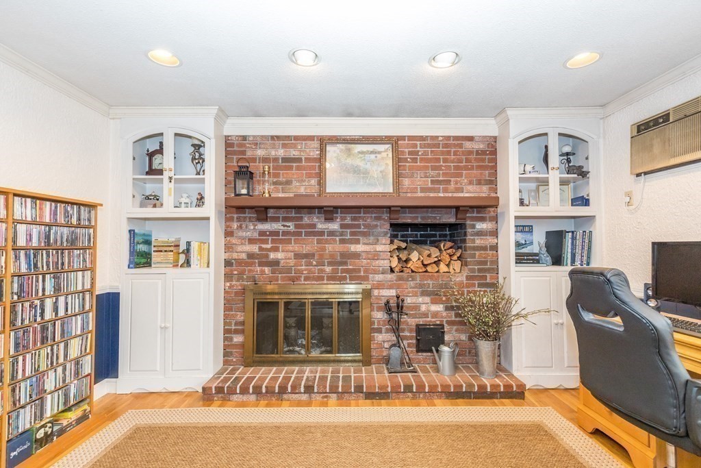 18 Sevilla Road Andover, MA 01810 - Photo 19 of 42 Gallery Image 19