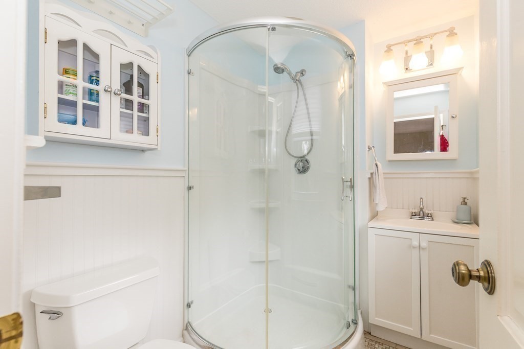 18 Sevilla Road Andover, MA 01810 - Photo 28 of 42 Gallery Image 28