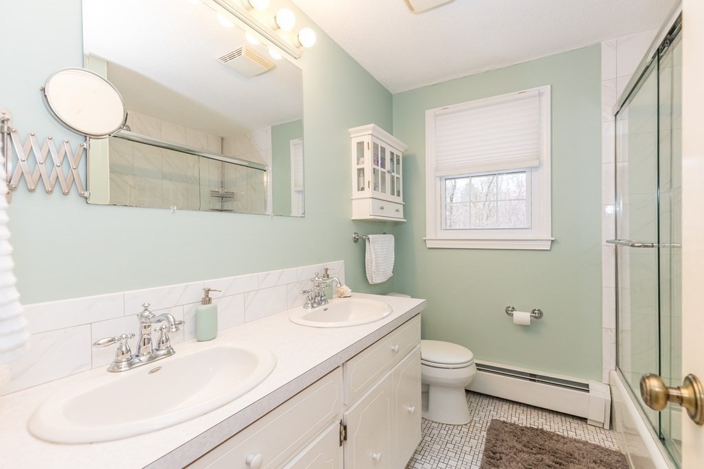 18 Sevilla Road Andover, MA 01810 - Photo 34 of 42 Gallery Image 34