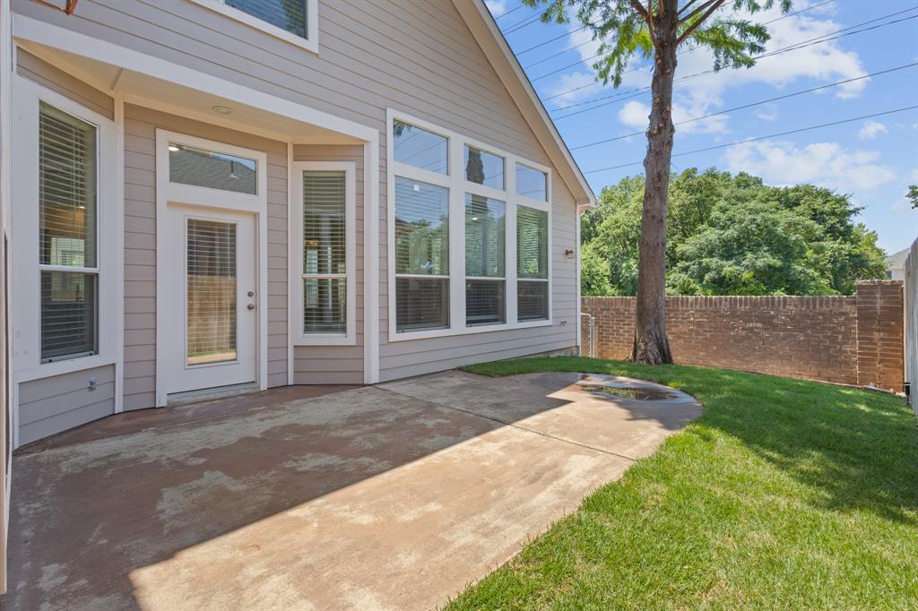 2223 Grizzly Run Lane Euless, TX 76039 - Photo 29 of 30