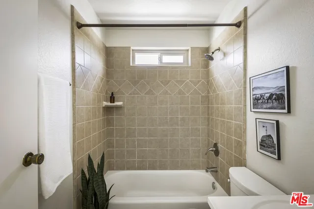 $679,000 | 137 North Oak Knoll Avenue, Unit 14, Pasadena, CA 91101