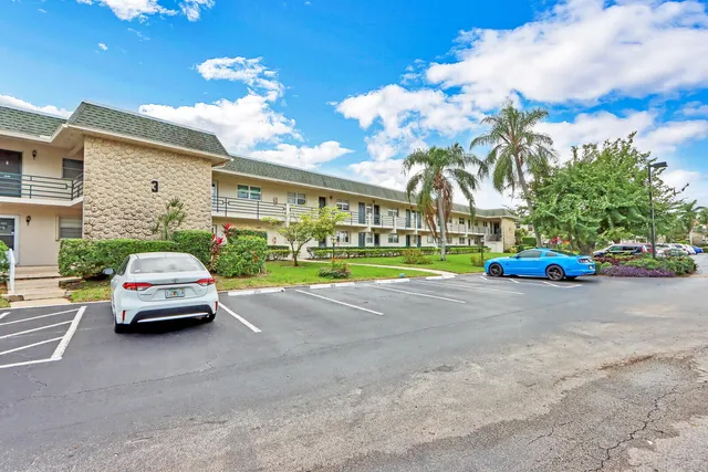 $1,750 | 1900 South Kanner Highway, Unit 3202, Stuart, FL 34994