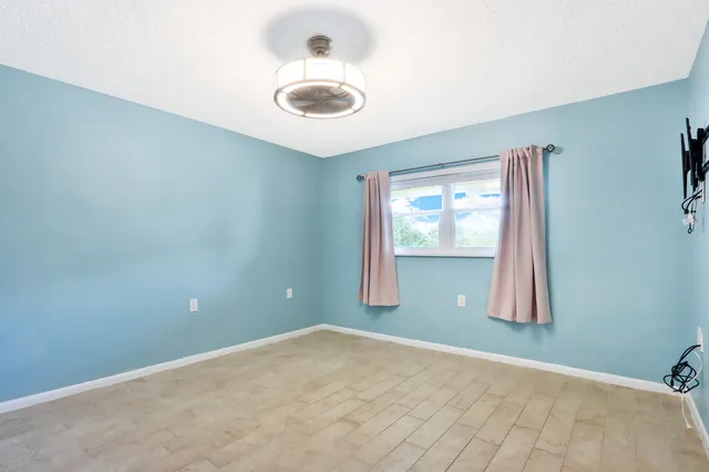 $1,750 | 1900 South Kanner Highway, Unit 3202, Stuart, FL 34994