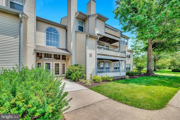 $2,400 | 302 Trinity Court, Unit 11, Princeton, NJ 08540