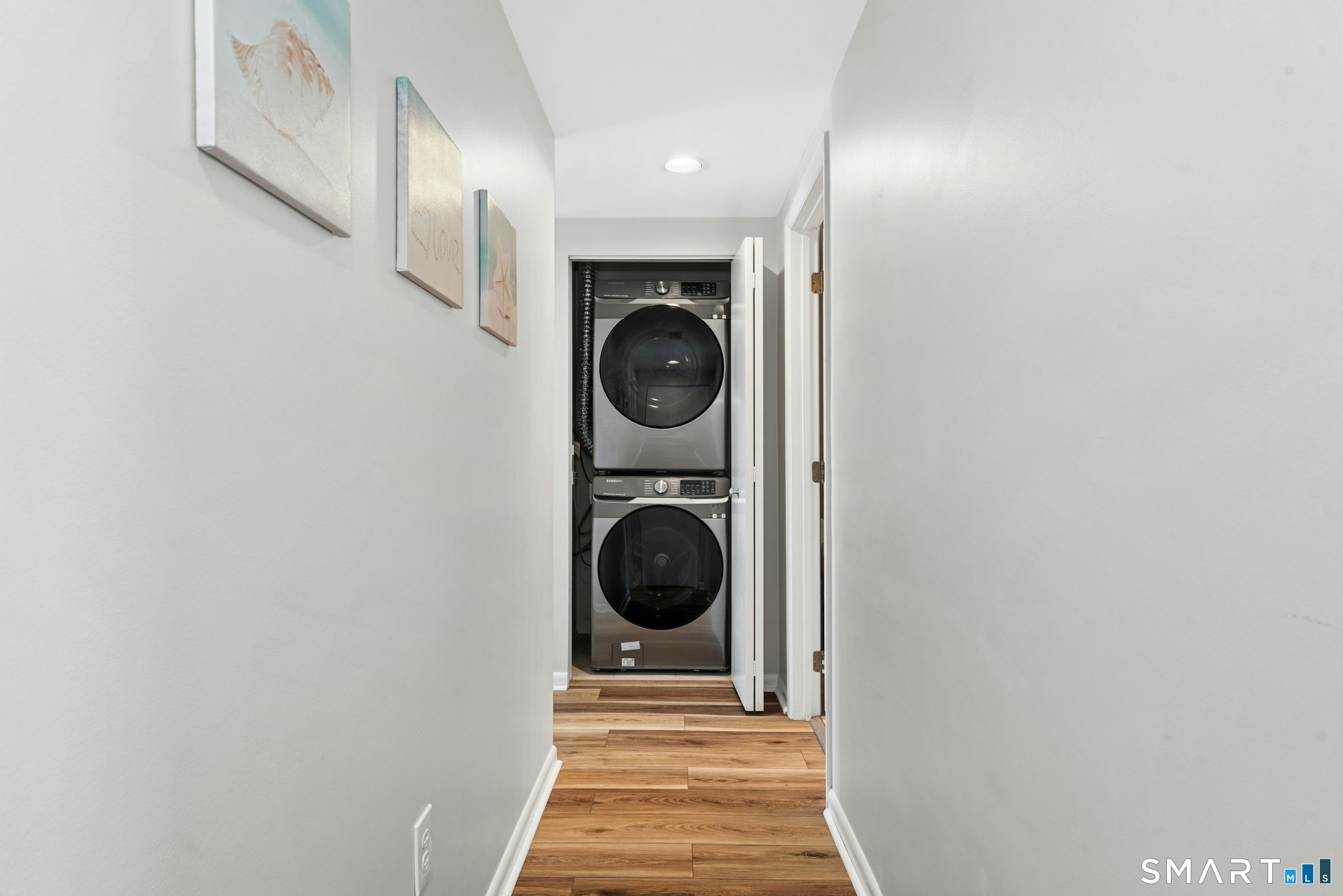 833 Popes Island Road, Unit 833 Milford, CT 06461 - Photo 23 of 39