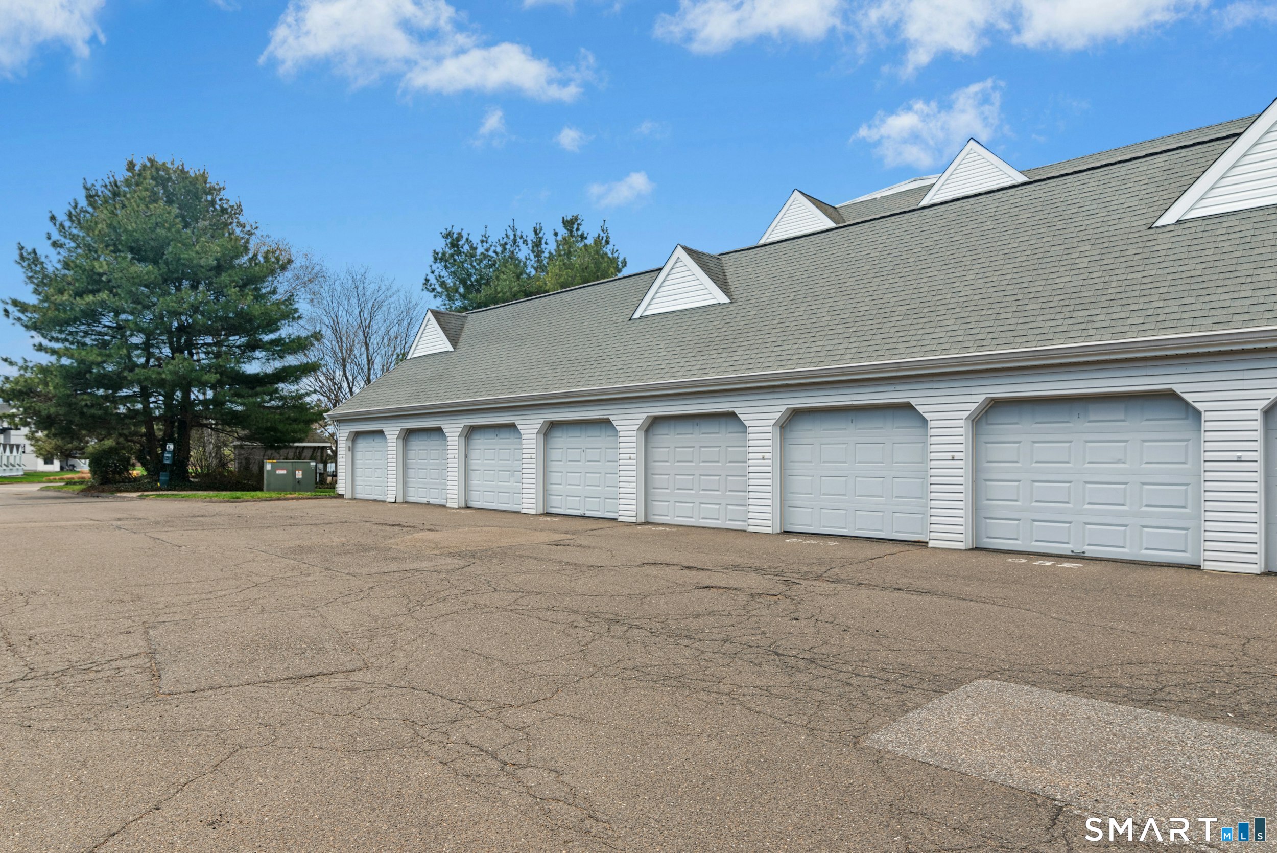 833 Popes Island Road, Unit 833 Milford, CT 06461 - Photo 28 of 39