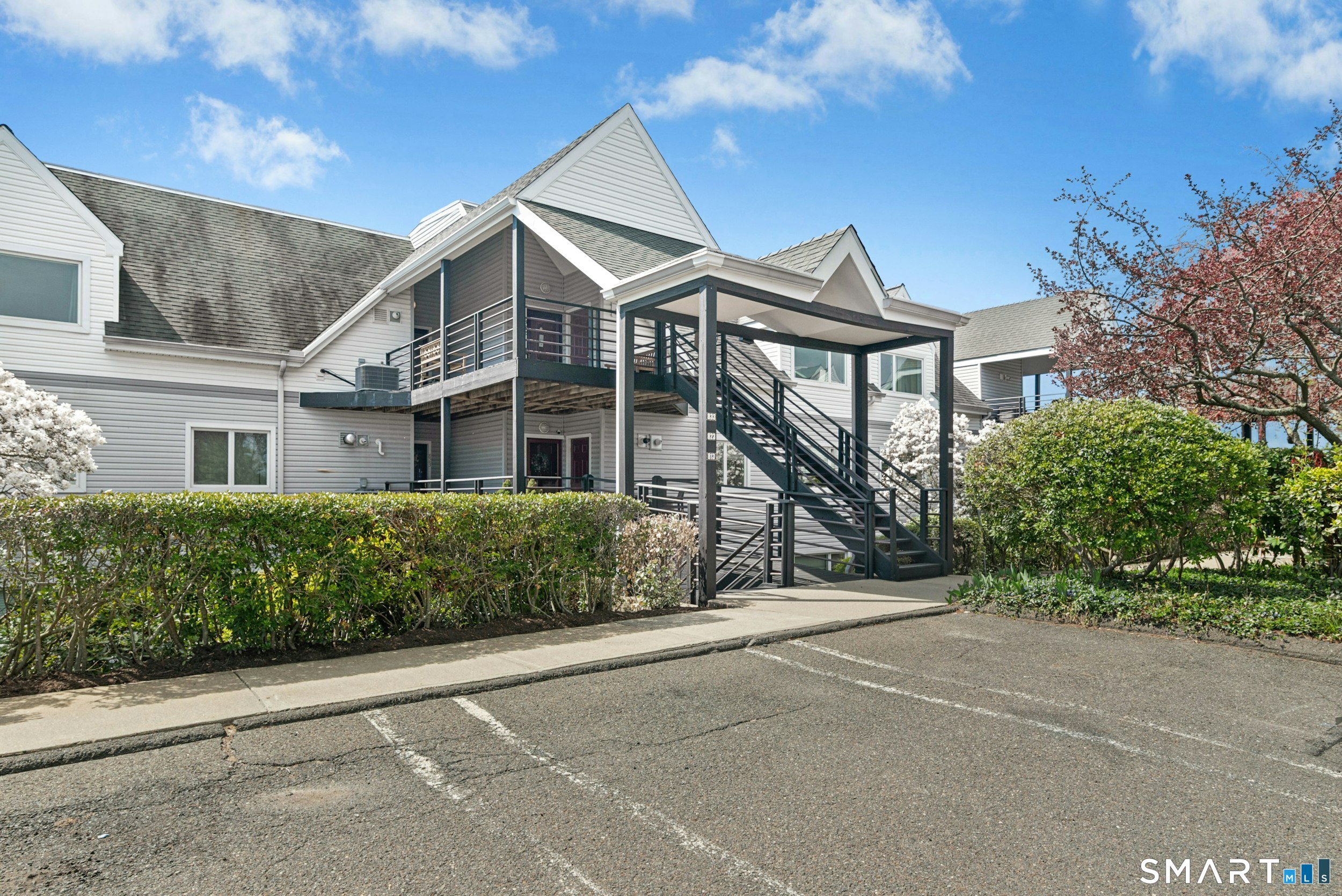 833 Popes Island Road, Unit 833 Milford, CT 06461 - Photo 3 of 39