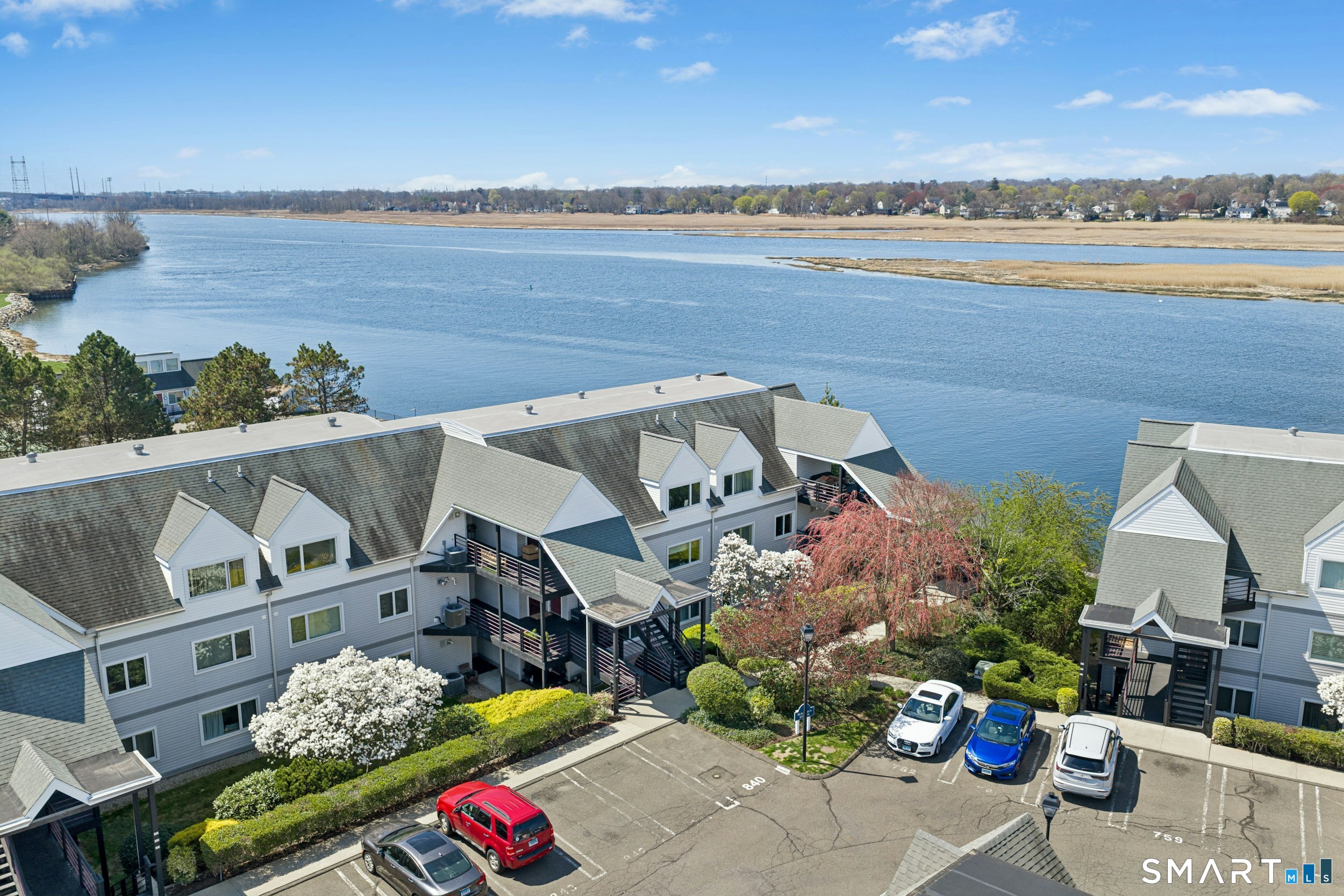 833 Popes Island Road, Unit 833 Milford, CT 06461 - Photo 34 of 39