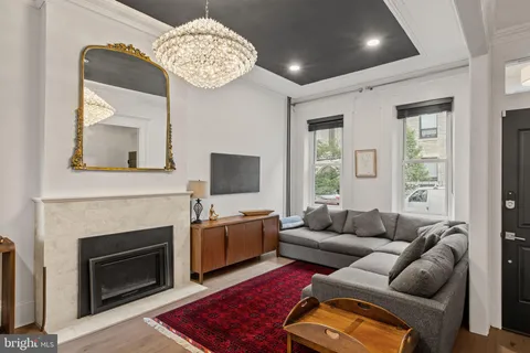 $899,000 | 1012 North 5th Street, Philadelphia, PA 19123