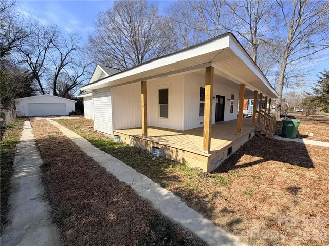 $385,000 | 308 North Catawba Street, Lancaster, SC 29720