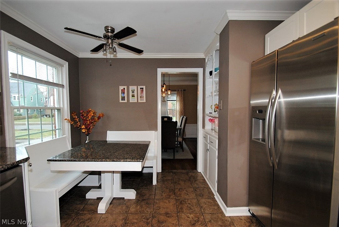 2247 Fenwick Road Cleveland, OH 44118 - Photo 13 of 31 Gallery Image 13