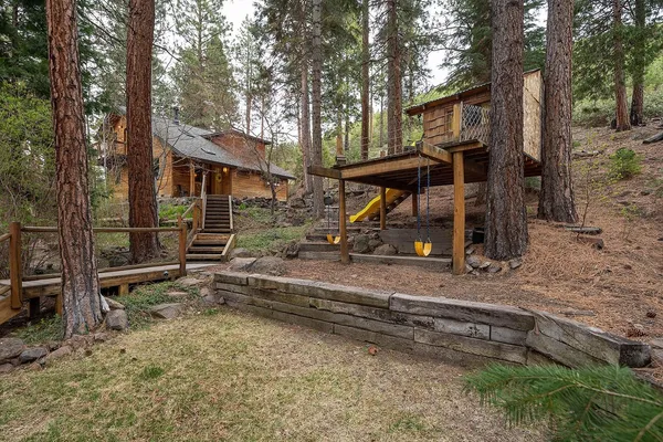a view of outdoor space yard and patio