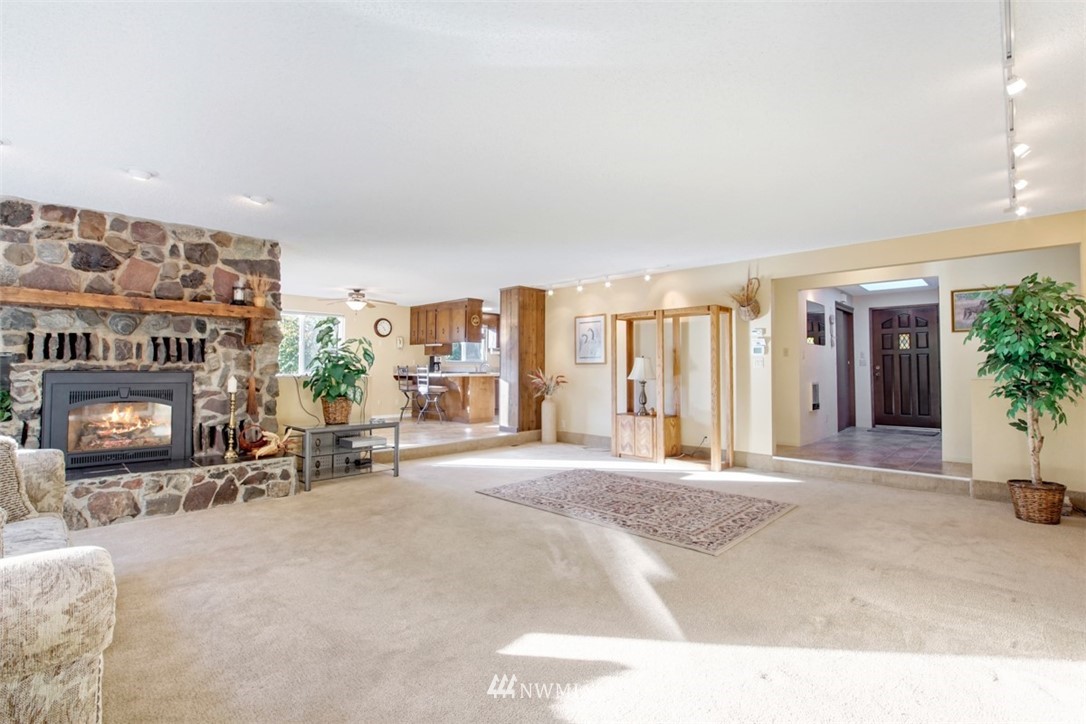 6918 Mullen Road Southeast Olympia, WA 98503 - Photo 8 of 25 Gallery Image 8