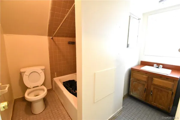 $775 | 70 High Street, Unit 5, Monticello, NY 12701