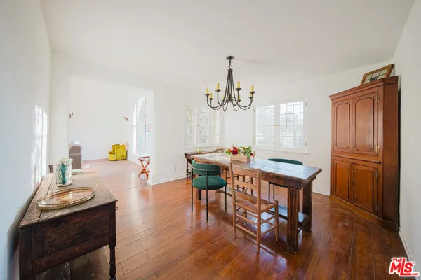 $10,500 | 3015 North Beachwood Drive, Los Angeles, CA 90068