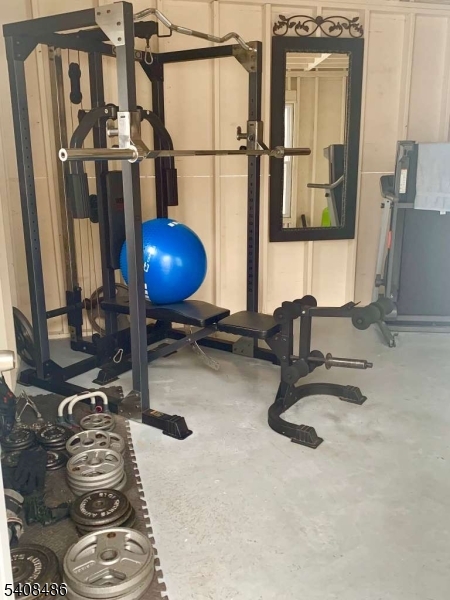 67 Marne Street Newark, NJ 07105 - Photo 15 of 18 a room with gym equipment