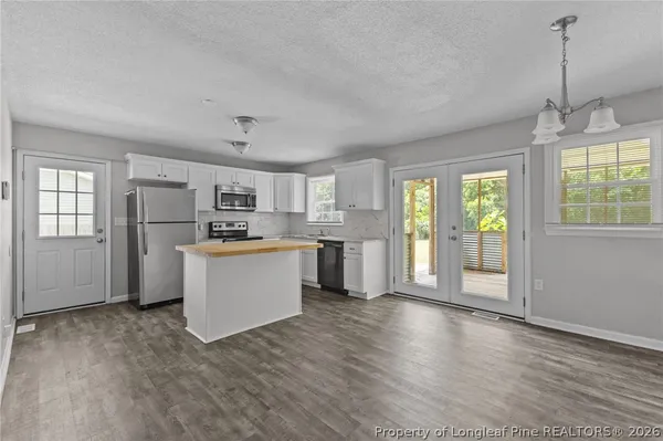 $1,600 | 801 Algood Avenue, Hope Mills, NC 28348