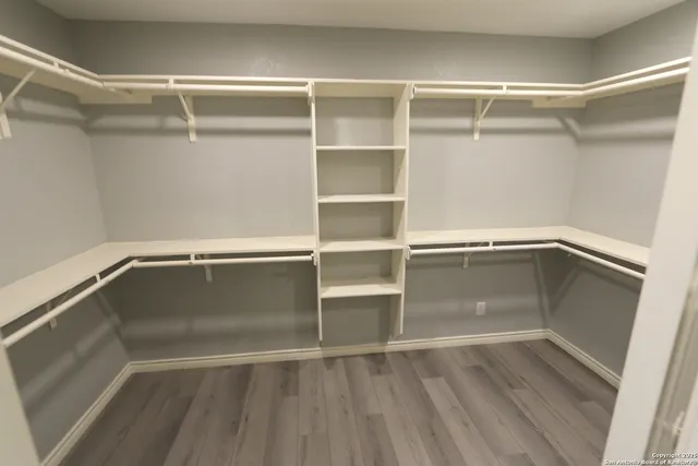 $1,950 | 511 Highway 123, Stockdale, TX 78160