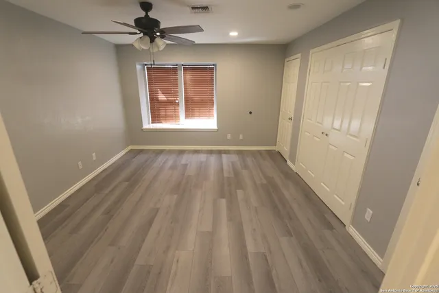 $1,950 | 511 Highway 123, Stockdale, TX 78160