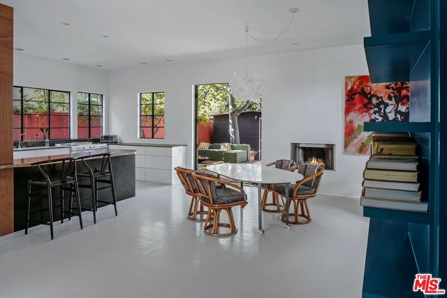 $11,500 | 2311 Louella Avenue, Venice, CA 90291