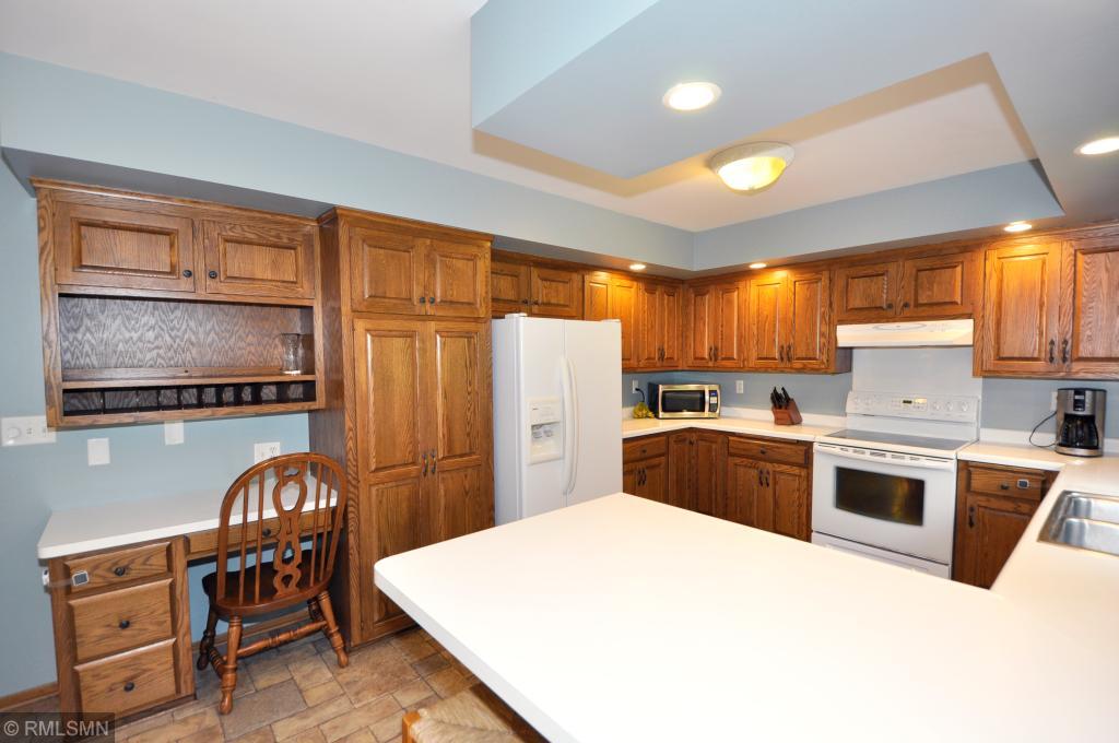 2217 Regent Lane Southwest Rochester, MN 55902 - Photo 6 of 30
