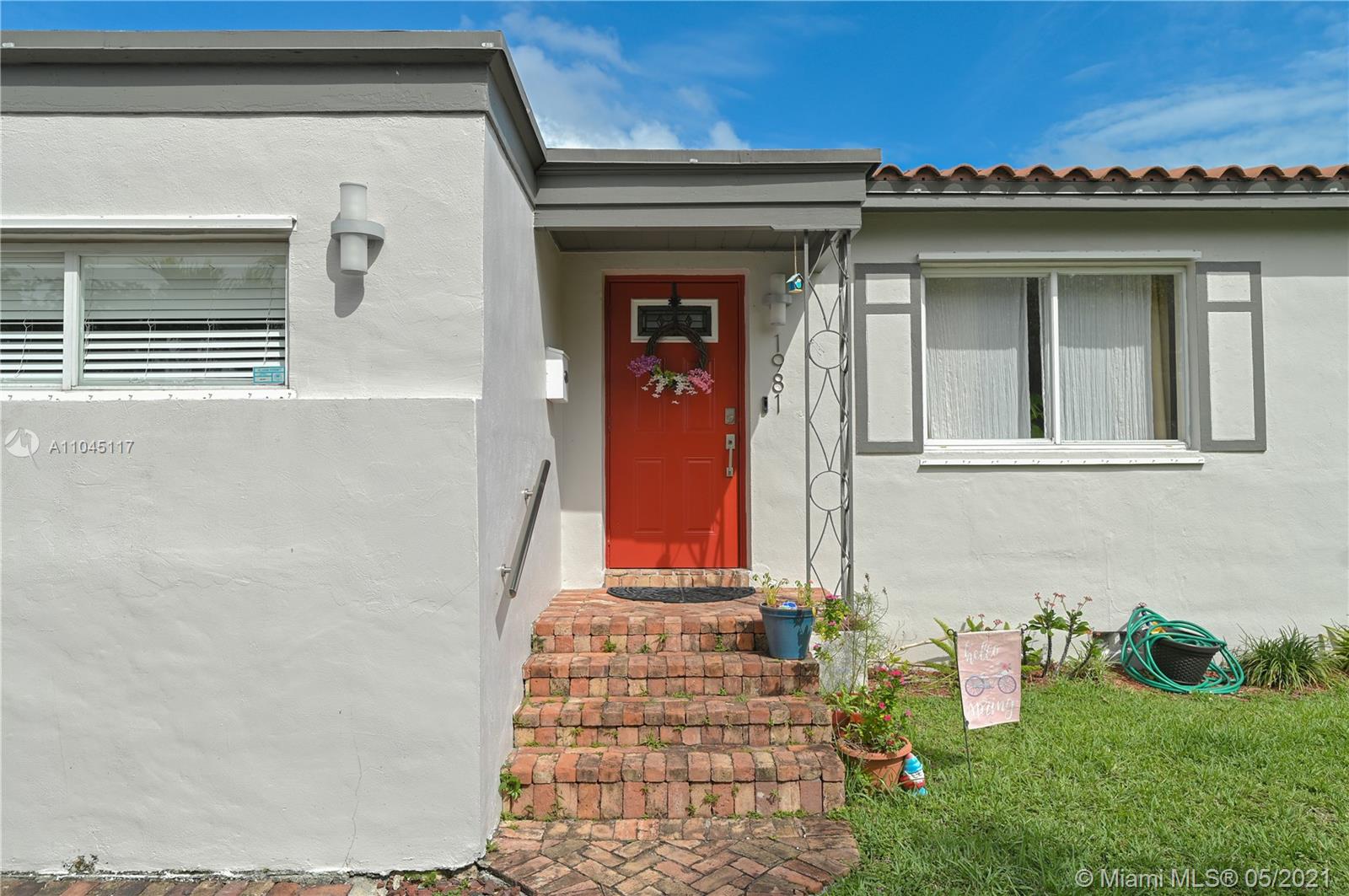 1981 Southwest 33rd Avenue Miami, FL 33145 - Photo 3 of 24