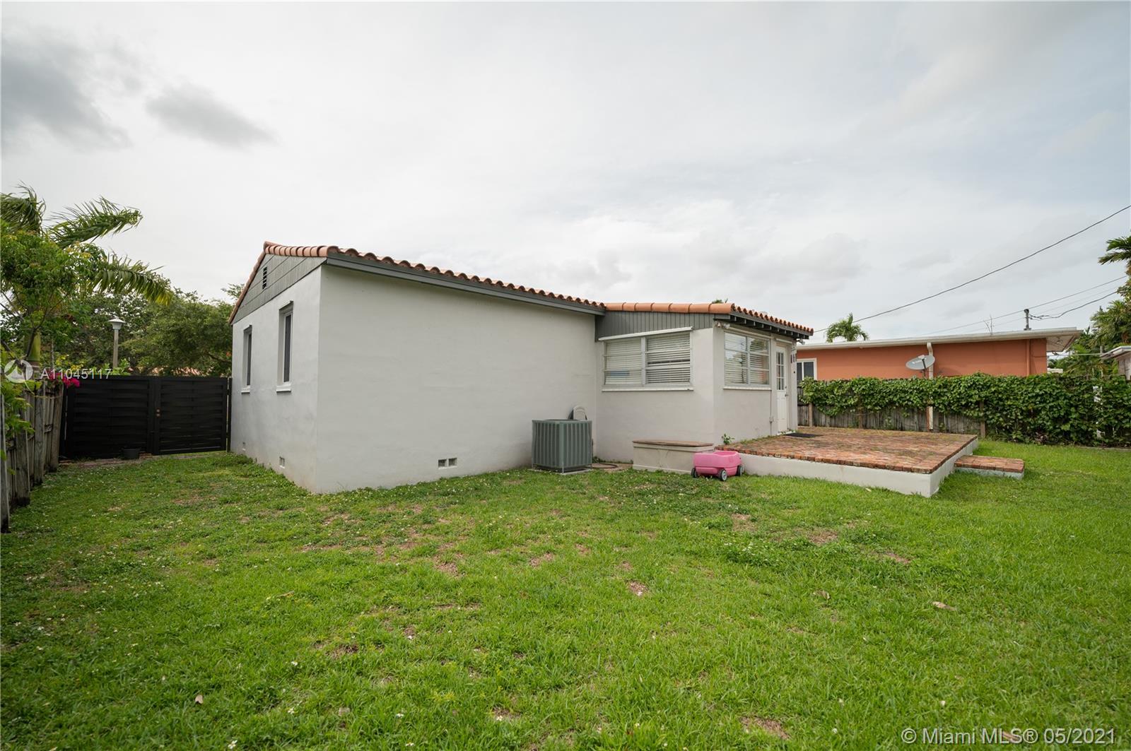 1981 Southwest 33rd Avenue Miami, FL 33145 - Photo 24 of 24