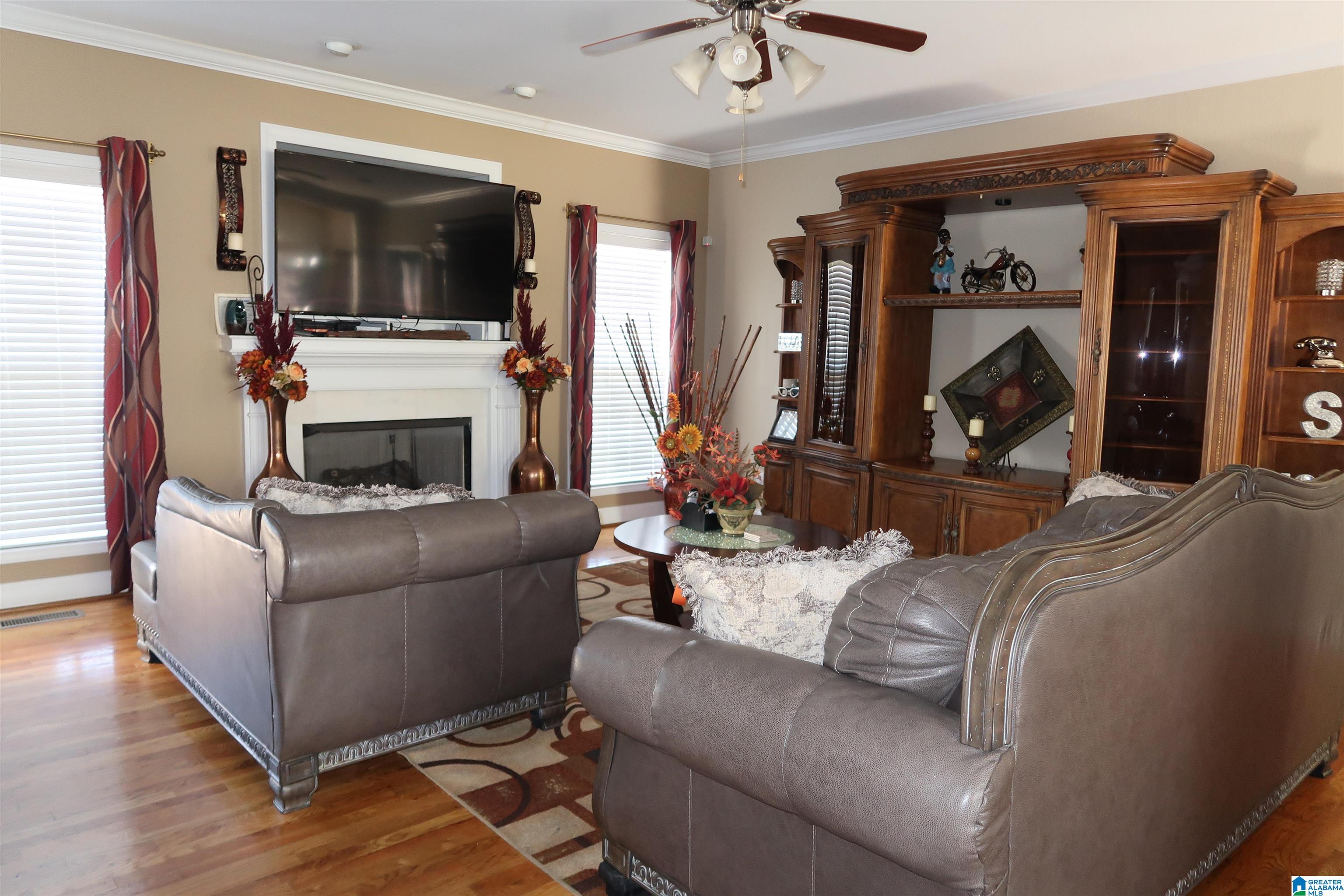 302 Liberty Lane Anniston, AL 36207 - Photo 9 of 29