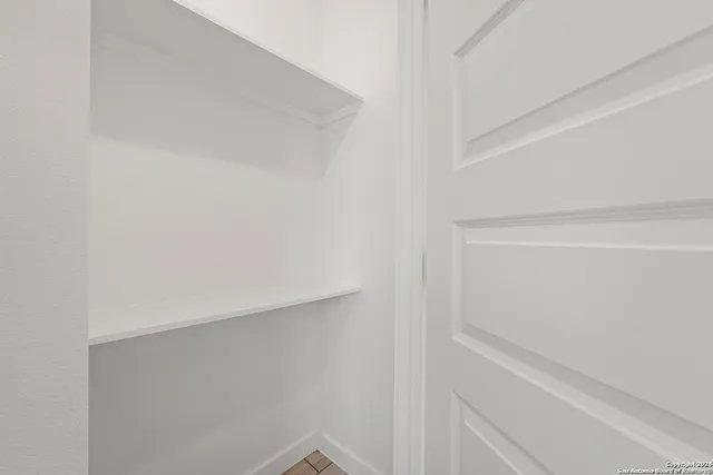 $1,700 | 212 Cooper Street, Unit A, San Antonio, TX 78210