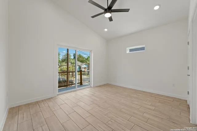 $1,700 | 212 Cooper Street, Unit A, San Antonio, TX 78210