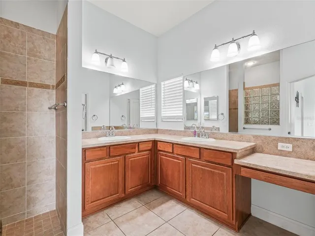 $329,900 | 12185 Northeast 51st Circle, Oxford, FL 34484